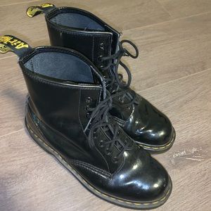 Great Condition Patent Leather Dr.Martens